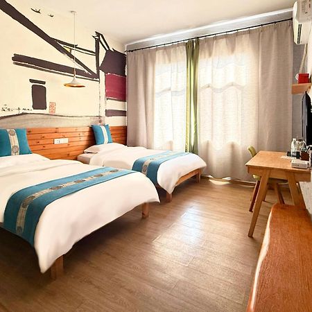 Zhangjiajie Forest Park Youth Hostel エクステリア 写真
