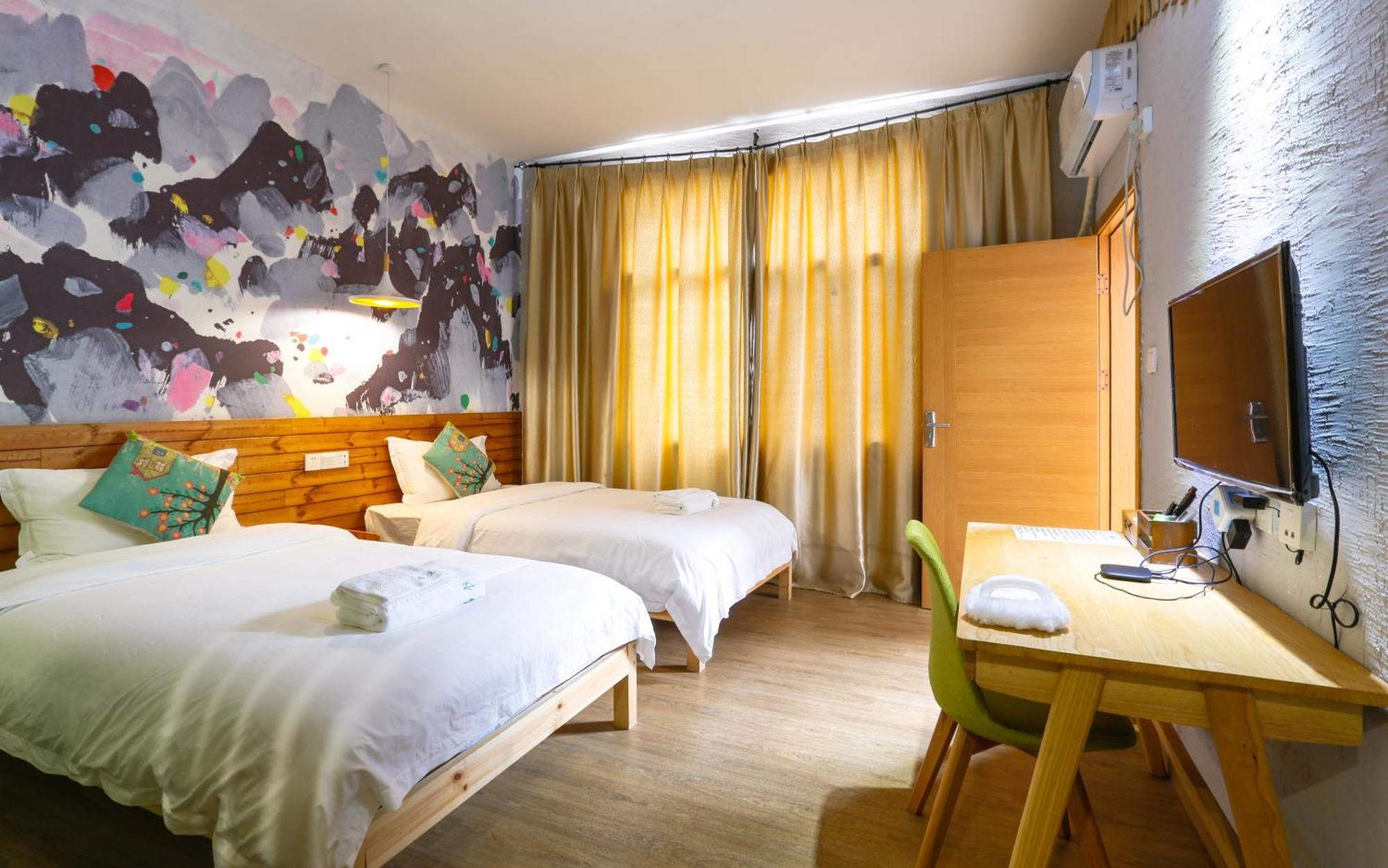Zhangjiajie Forest Park Youth Hostel エクステリア 写真